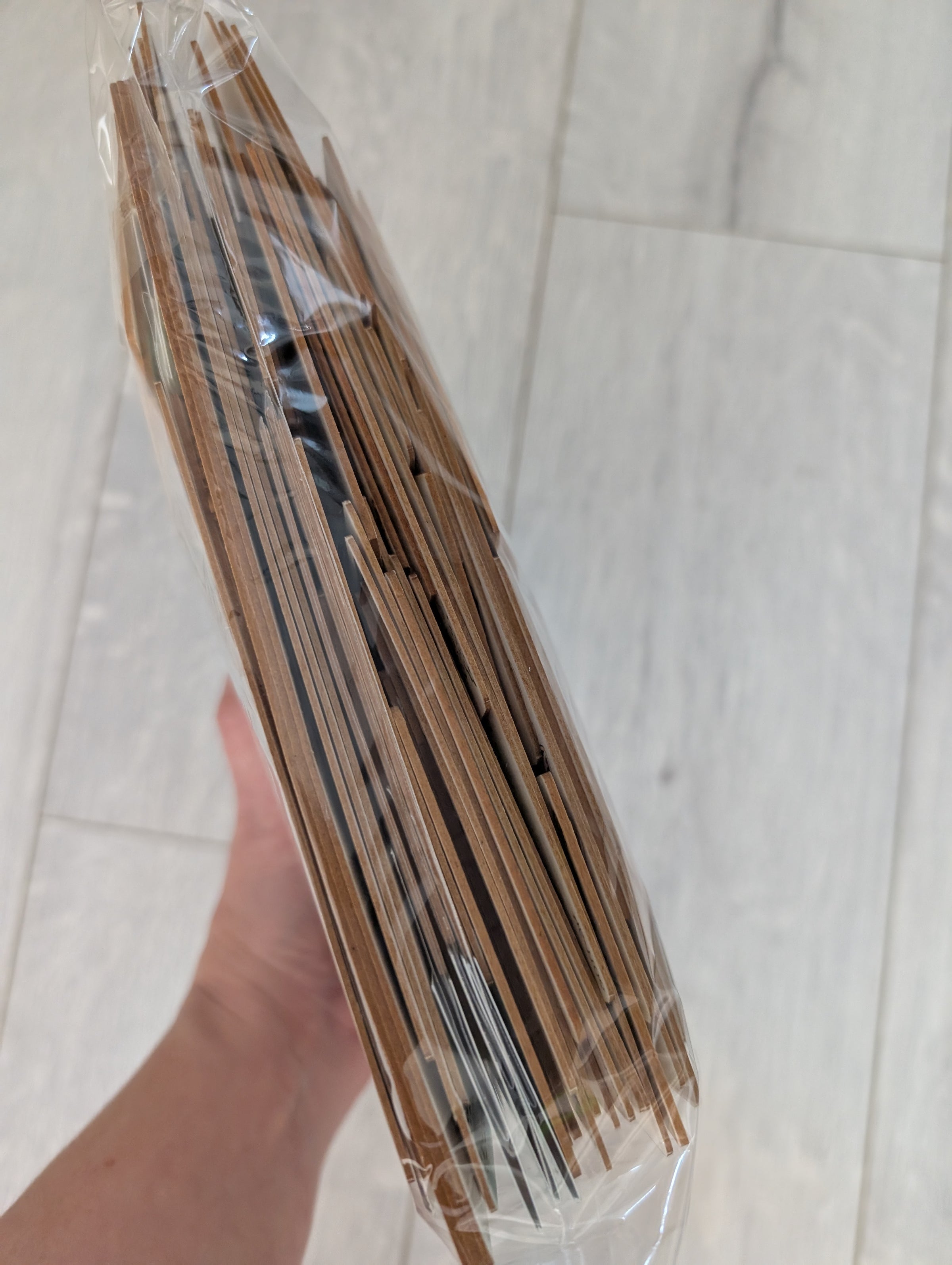 0.5kg of random selection of chipboards